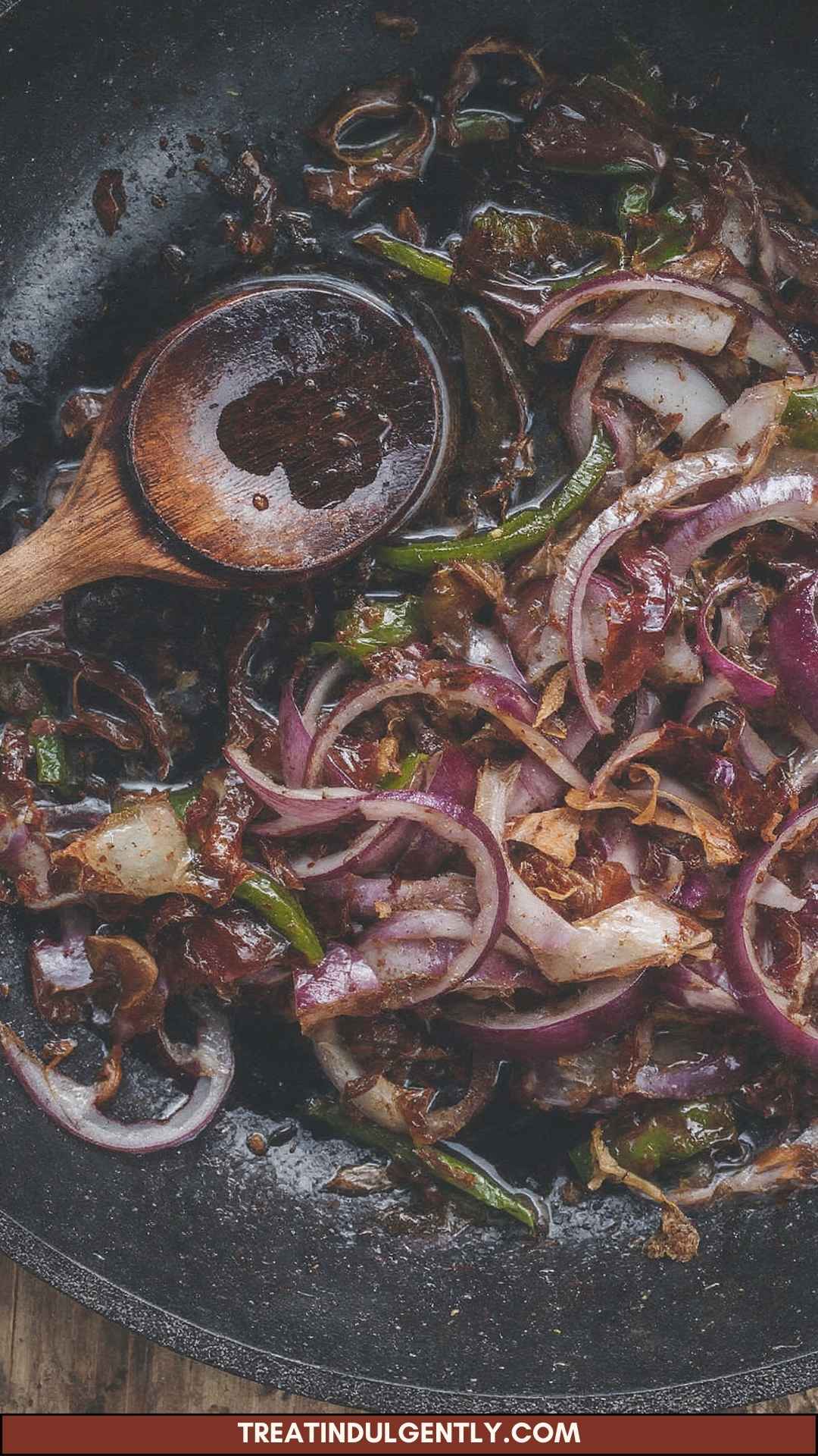 How to Make Caramelized Fennel and Onion Pizza