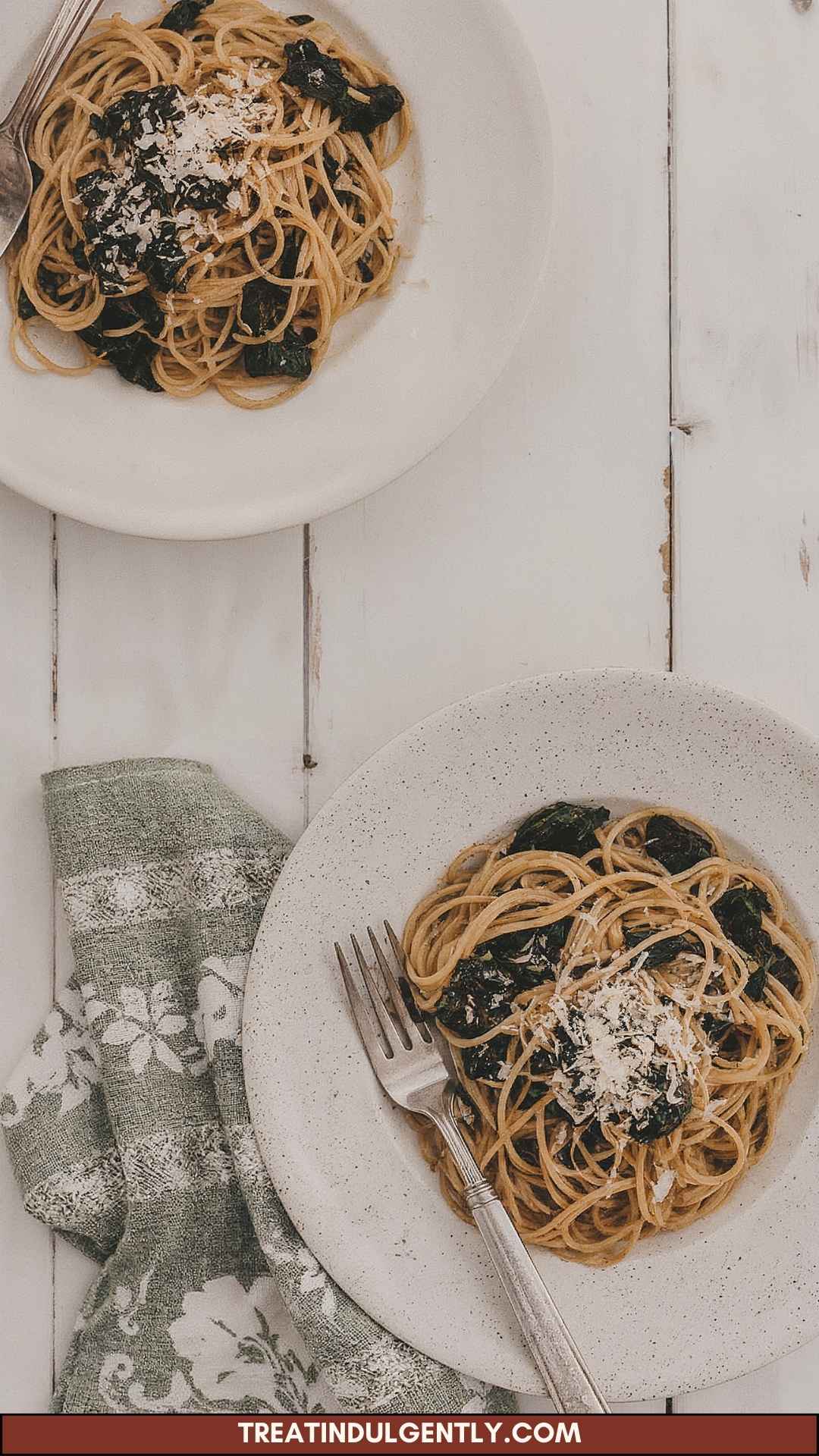 Best Spinach and Garlic Spaghetti with Pecorino Best Spinach and Garlic Spaghetti with Pecorino