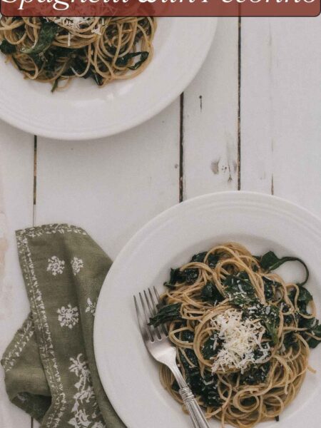 Spinach and Garlic Spaghetti with Pecorino
