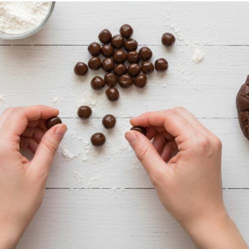 Step 2: Shape the Pearls